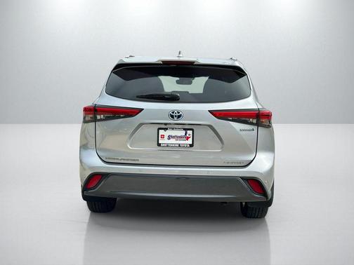 2021 Toyota Highlander Hybrid Limited