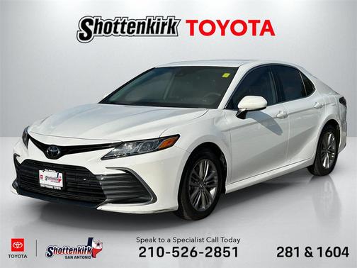 2022 Toyota Camry LE