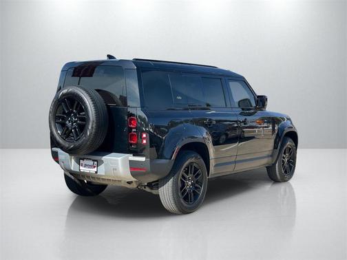 2024 Land Rover Defender 110 P300