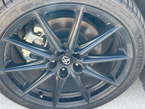 2025 Toyota GR86 Premium