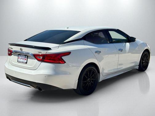 2017 Nissan Maxima 3.5 SR