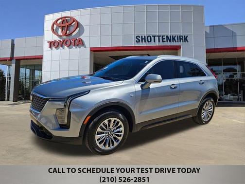 2024 Cadillac XT4 Premium Luxury