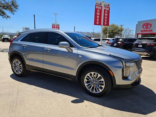 2024 Cadillac XT4 Premium Luxury