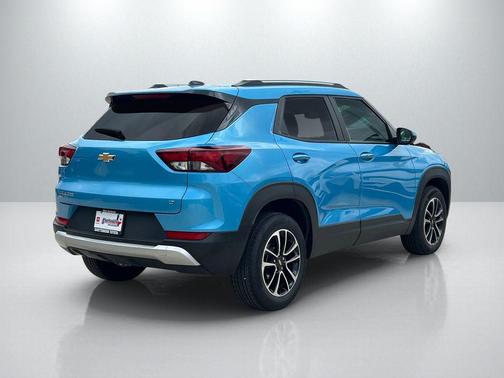 Marina Blue 2025 Chevrolet Trailblazer LT