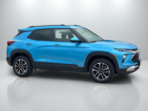 Marina Blue 2025 Chevrolet Trailblazer LT