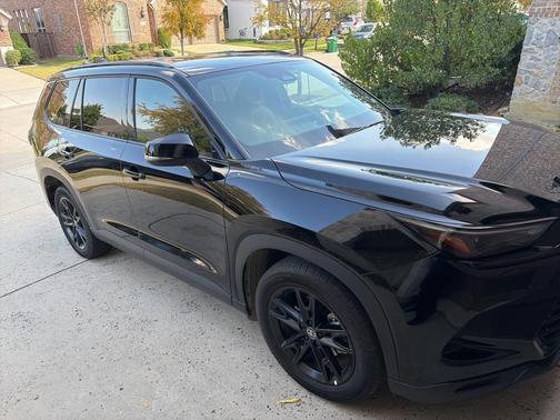 2025 Toyota Grand Highlander Hybrid Nightshade Edition