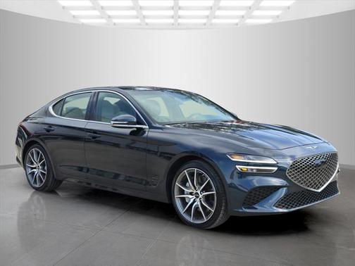 2024 Genesis G70 2.5T RWD