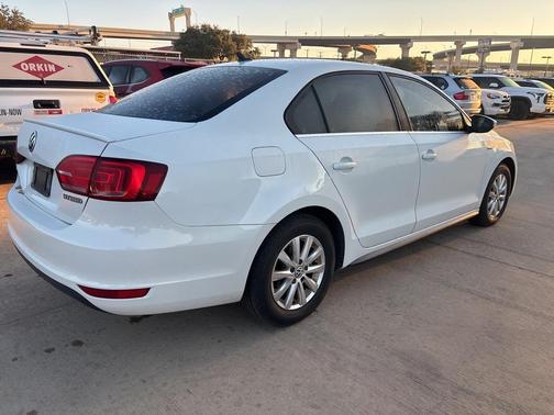 2013 Volkswagen Jetta Hybrid SE