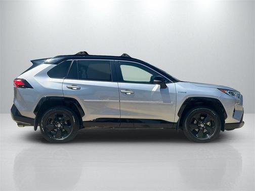2021 Toyota RAV4 Hybrid SE