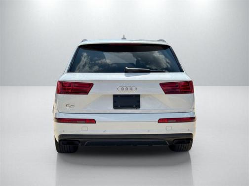 2019 Audi Q7 55 Prestige