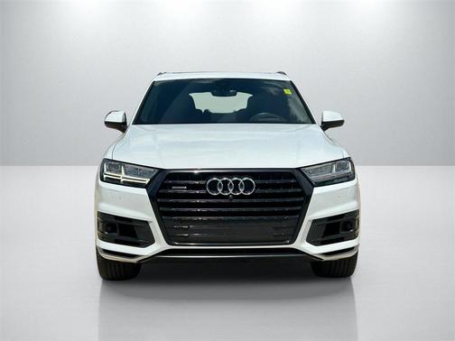 2019 Audi Q7 55 Prestige