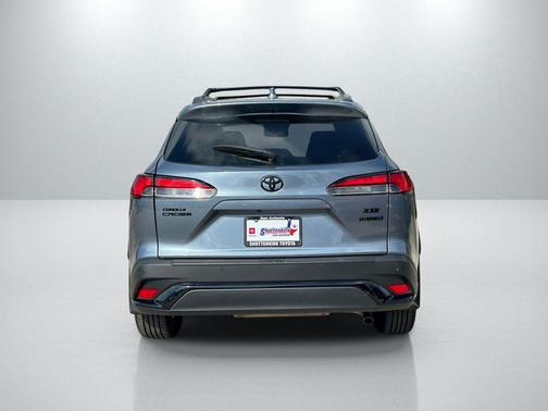 2024 Toyota Corolla Hybrid SE