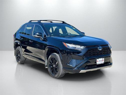 2024 Toyota RAV4 Hybrid SE