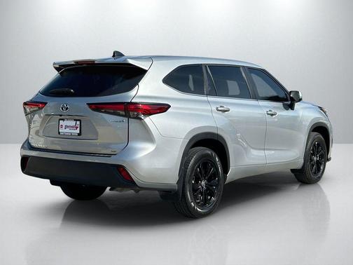 2023 Toyota Highlander Hybrid LE