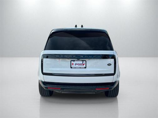 2023 Land Rover Range Rover P530 SE