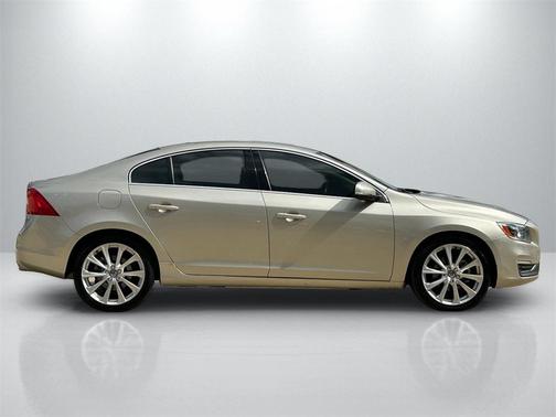 2018 Volvo S60 Inscription T5 Platinum