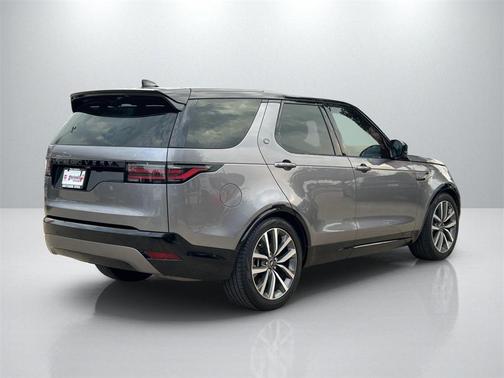 2024 Land Rover Discovery P360 Dynamic SE