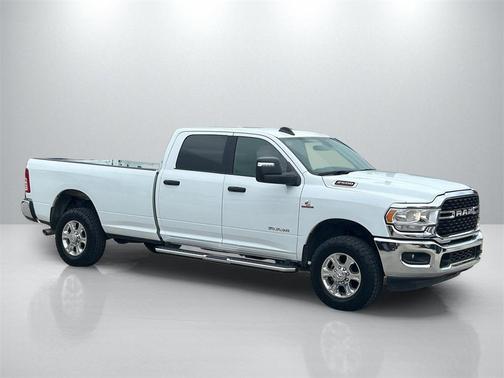 2024 RAM 2500 Big Horn Crew Cab 4x4 8' Box