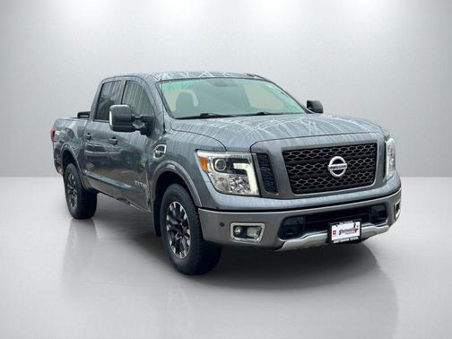 2017 Nissan Titan PRO-4X