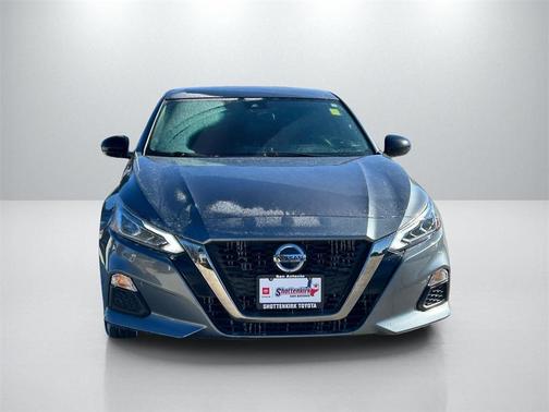 2022 Nissan Altima SR Intelligent AWD