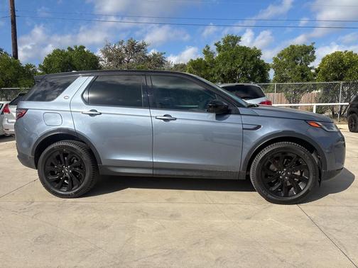 2023 Land Rover Discovery Sport SE