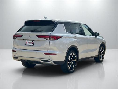 2023 Mitsubishi Outlander SE 2.5 2WD