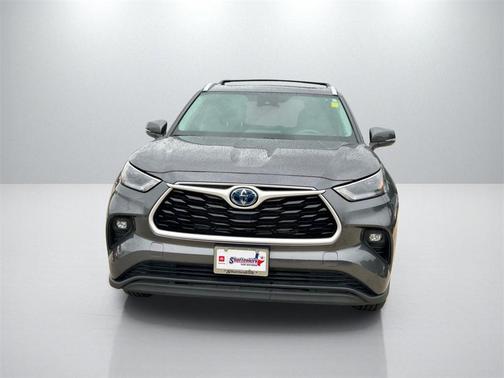 2024 Toyota Highlander Hybrid XLE