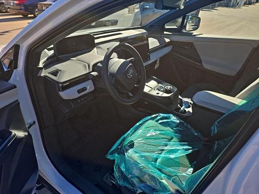 2026 Toyota bZ XLE Plus