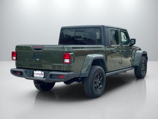 Sarge Green Clearcoat 2022 Jeep Gladiator Willys 4x4