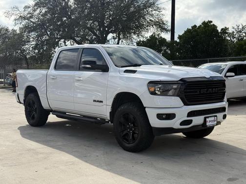 2021 RAM 1500 Big Horn/Lone Star