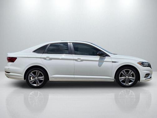 Pure White 2020 Volkswagen Jetta 1.4T R-Line