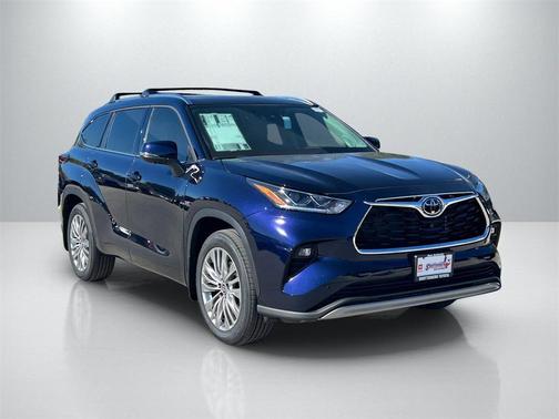 2026 Toyota Highlander Platinum