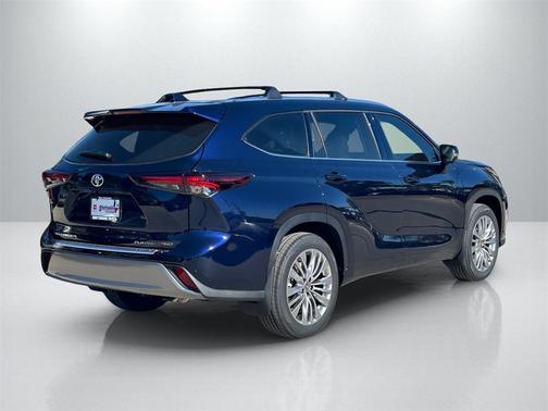 2026 Toyota Highlander Platinum