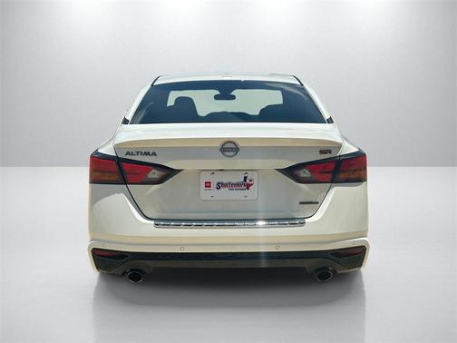 2023 Nissan Altima SR VC-Turbo FWD