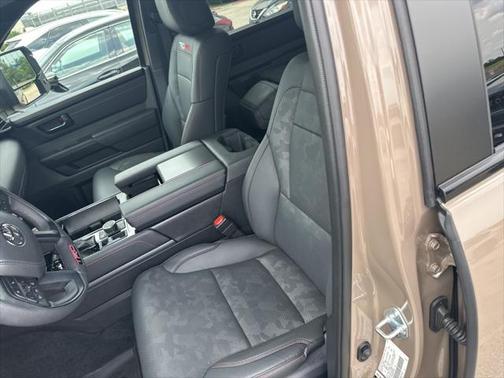 2025 Toyota Sequoia Base