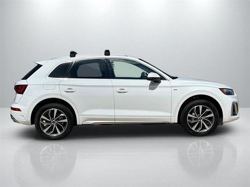 2024 Audi Q5 45 S line Premium Plus