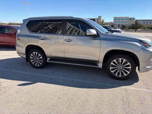 2023 Lexus GX 460 Luxury