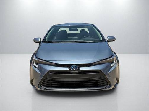 2025 Toyota Corolla Hybrid SE