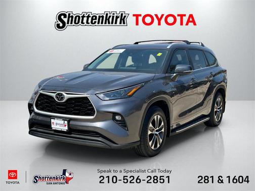 2024 Toyota Highlander XLE