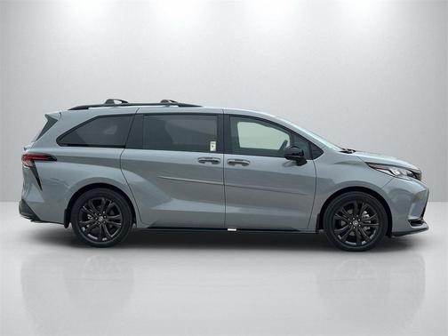 2026 Toyota Sienna XSE 7 Passenger