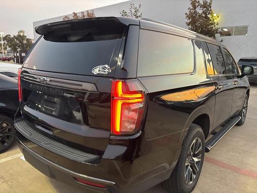 2021 Chevrolet Suburban 4WD Z71