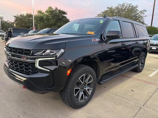 2021 Chevrolet Suburban 4WD Z71