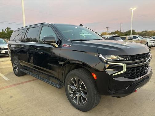 2021 Chevrolet Suburban 4WD Z71