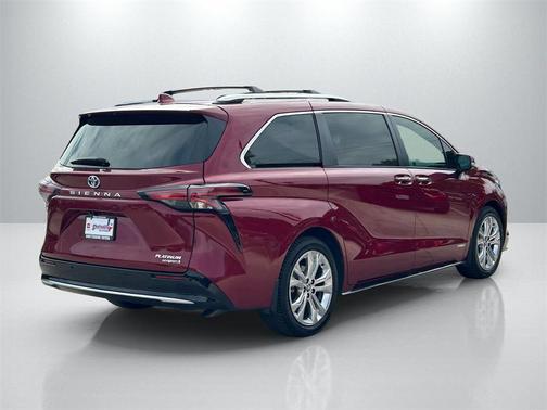 2021 Toyota Sienna Platinum 7 Passenger