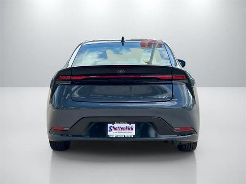 2025 Toyota Prius XLE