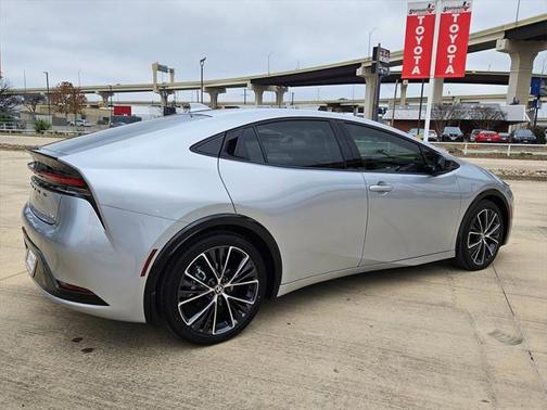 2024 Toyota Prius XLE