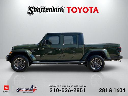 2022 Jeep Gladiator Overland