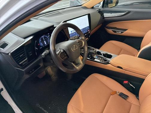 2024 Lexus NX 350h Premium