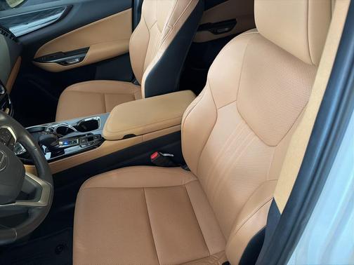 2024 Lexus NX 350h Premium