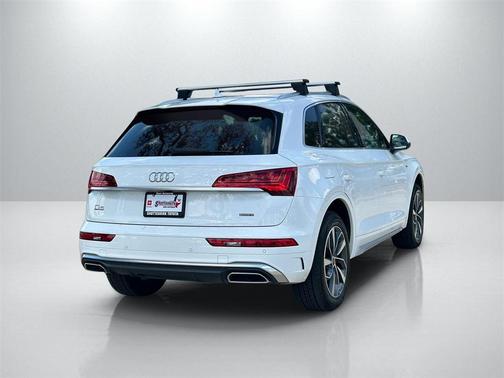 2024 Audi Q5 45 S line Premium Plus